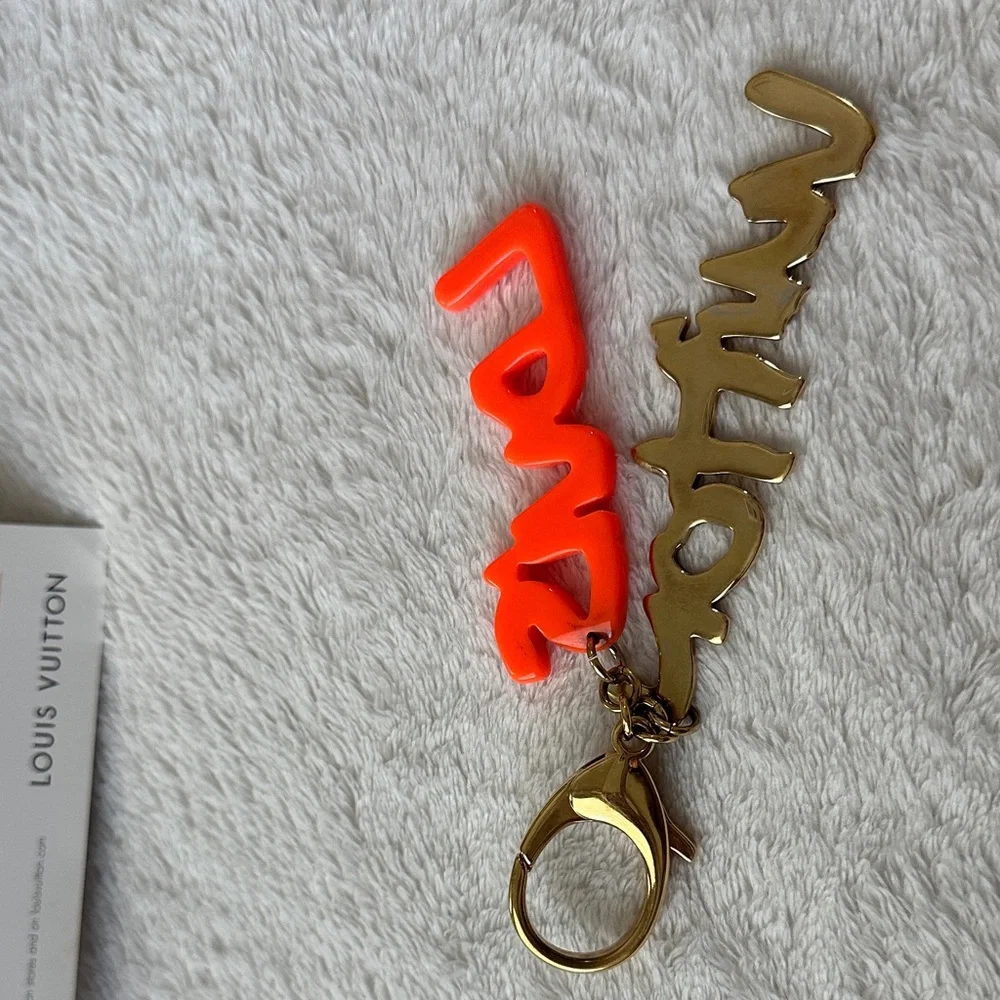Louis Vuitton Bijou Graffiti Keychain Charm in Neon Orange and Gold - Picture 6 of 8